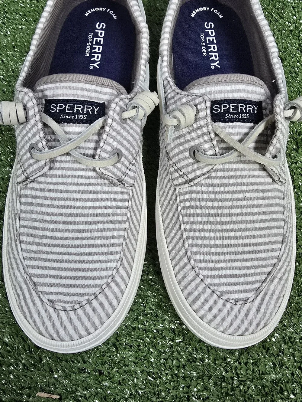 Sperry Crest Vibe Seerucker Grey White Spriped Womens Canvas Boat Shoes Size 8